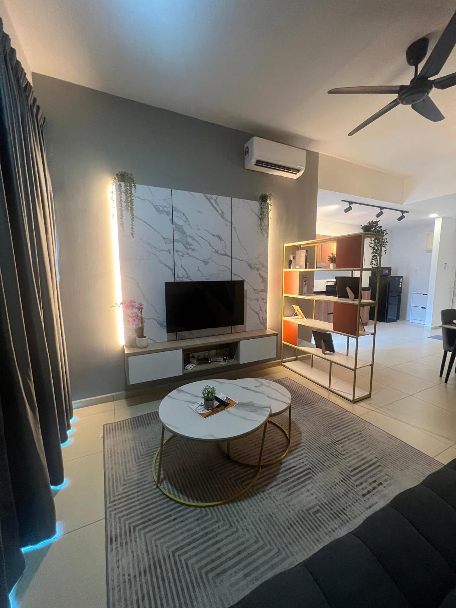 Reizz Residence By D'Amour クアラルンプール エクステリア 写真