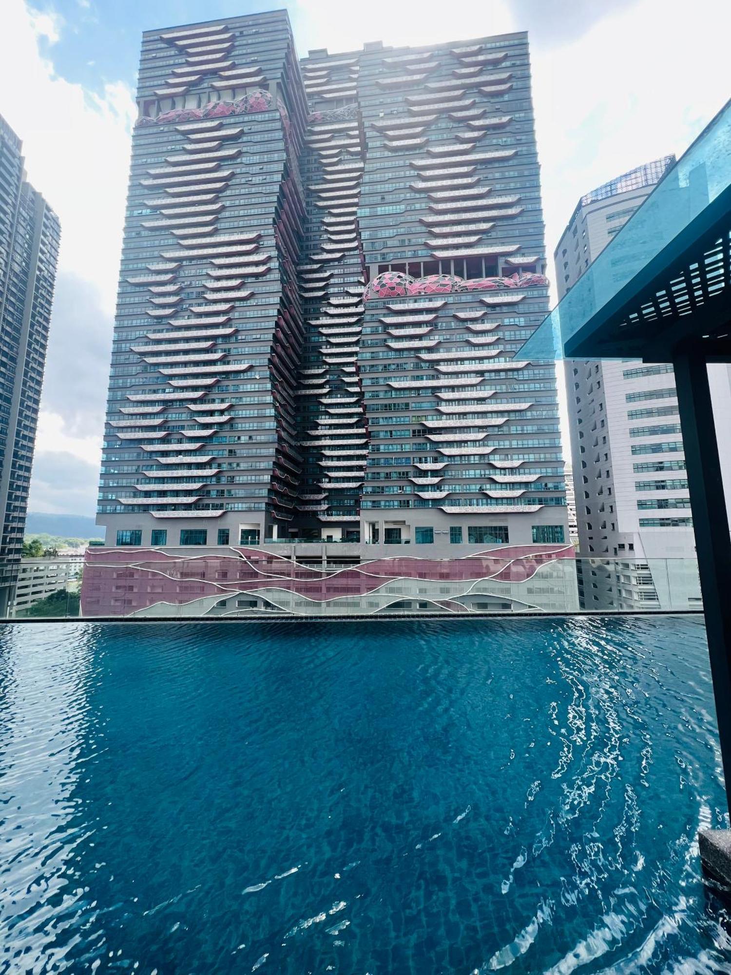 Reizz Residence By D'Amour クアラルンプール エクステリア 写真